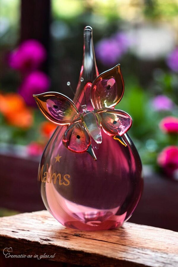 GU2009 | Urne und Schmetterling aus rosa transparentem Glas personalisiert – Bild 2