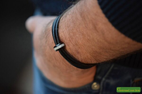 HSLA3030 | Cremation ashes men's memorial bracelet Leather - Image 3