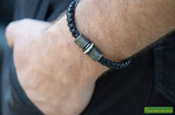 HSLA3025 | Cremation ashes men's memorial bracelet Leather - Image 3