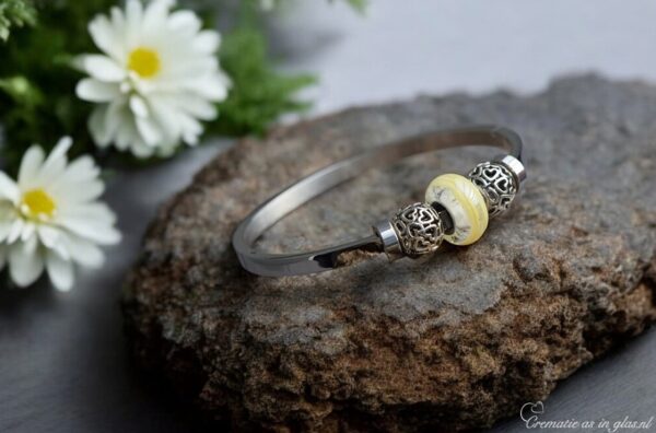 DSA3002 | Commemorate women's bracelet with cremation ashes