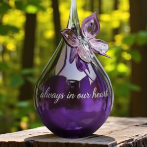 GU2024 | Medium urn  en vlinder van paars transparant glas gepersonaliseerd